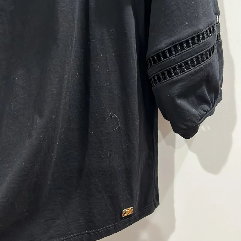 Calvin Klein Cutout Square-Neck Cotton Top - Picture 4 of 5
